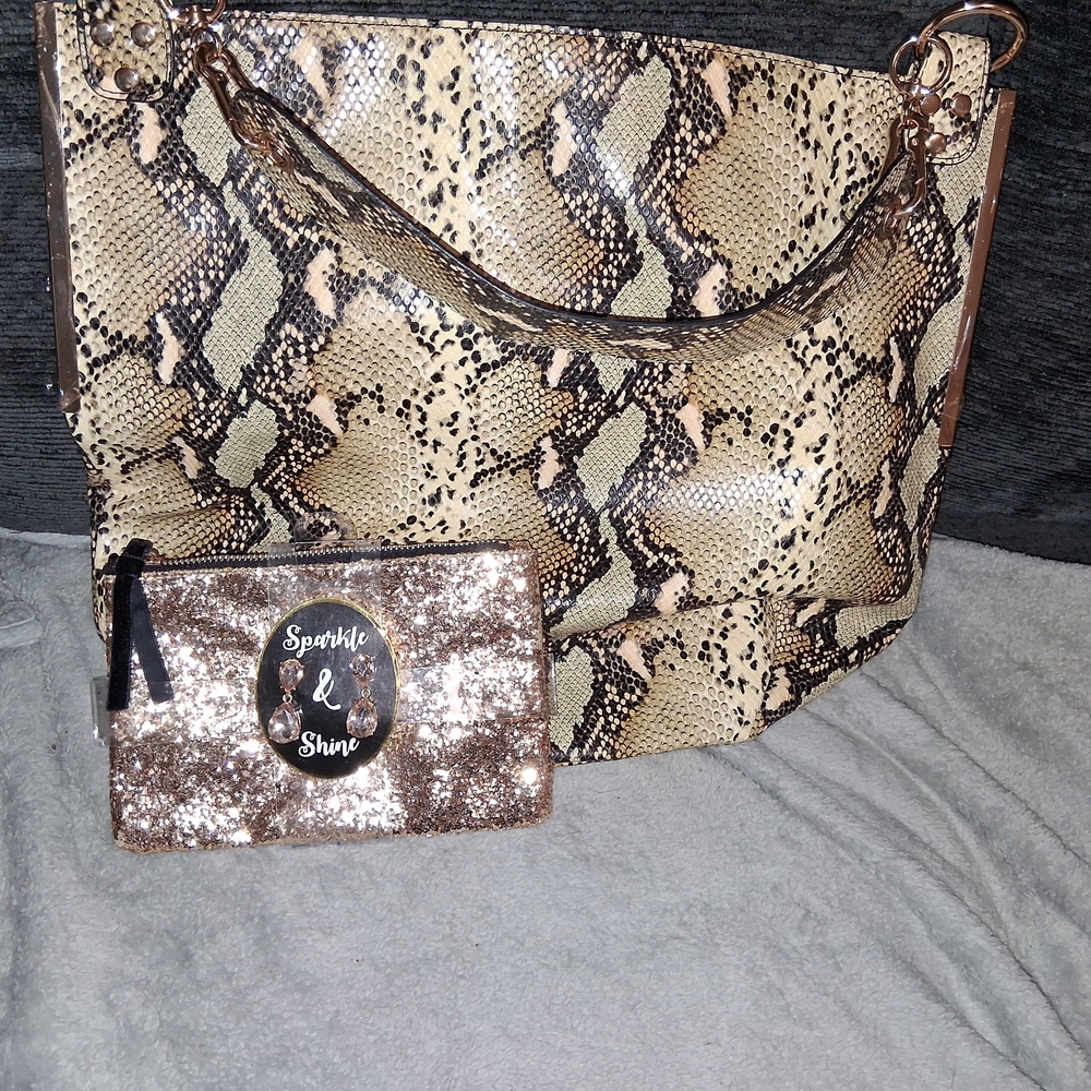 Elegant Snakeskin Shoulder Bag with Sequin Clutch